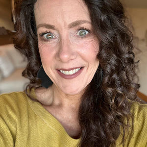 Meet your Posher, Teresa